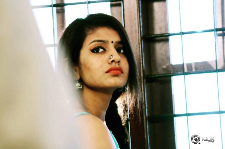 Priya-Prakash-Varrier